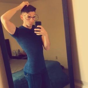 Meet your Posher, Domanic